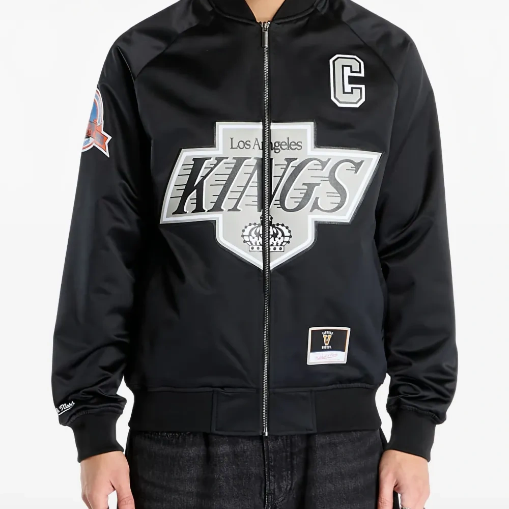 Куртка Wayne Gretzky из коллаборации с Los Angeles Kings