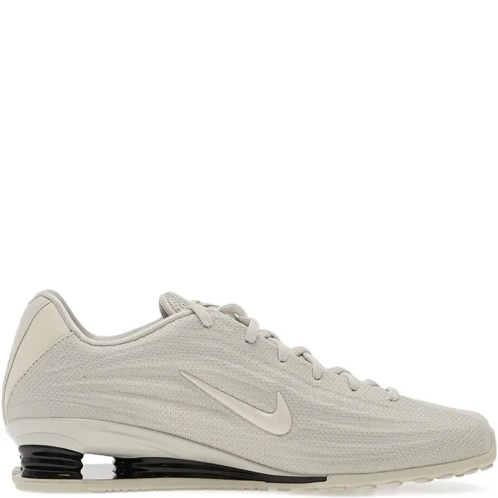 Кроссовки Shox