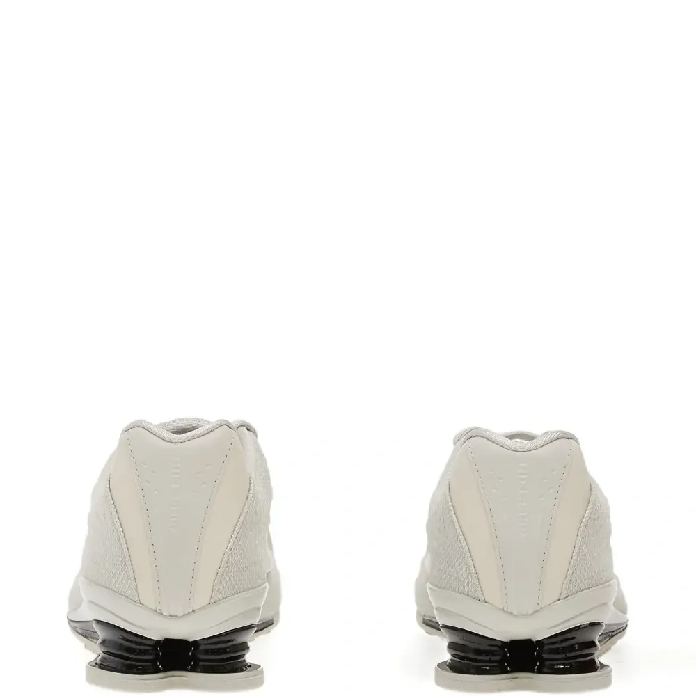 Кроссовки Shox