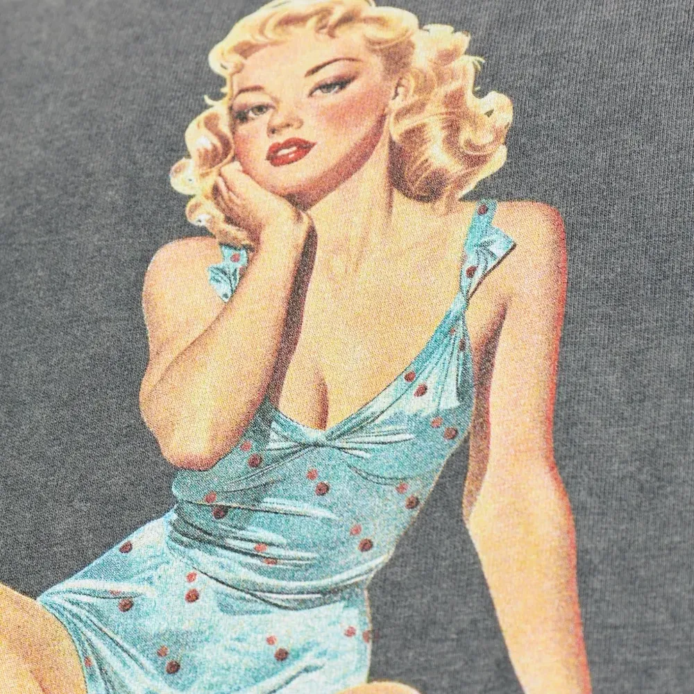 Футболка Pin Up Washed