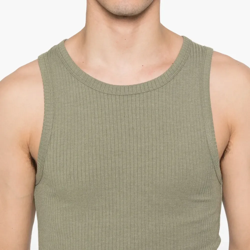 Двойной слой Дория с ребристой текстурой