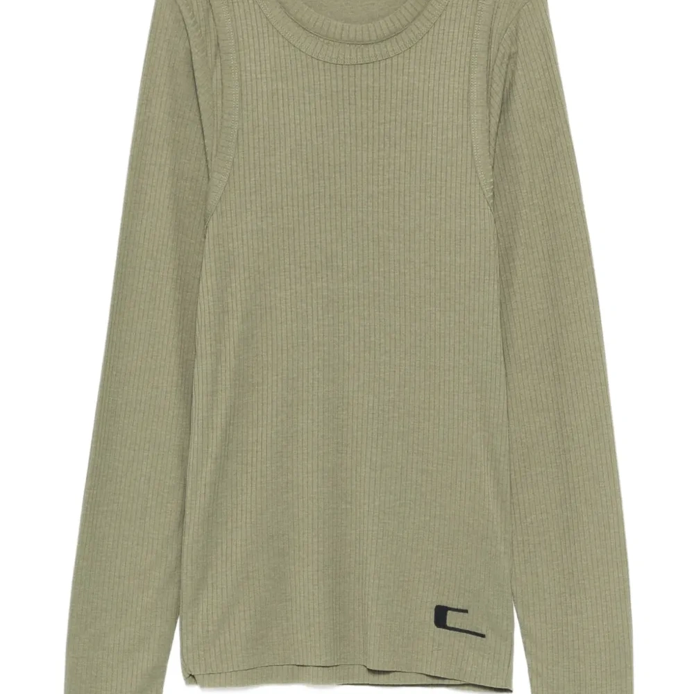 Двойной слой Дория с ребристой текстурой