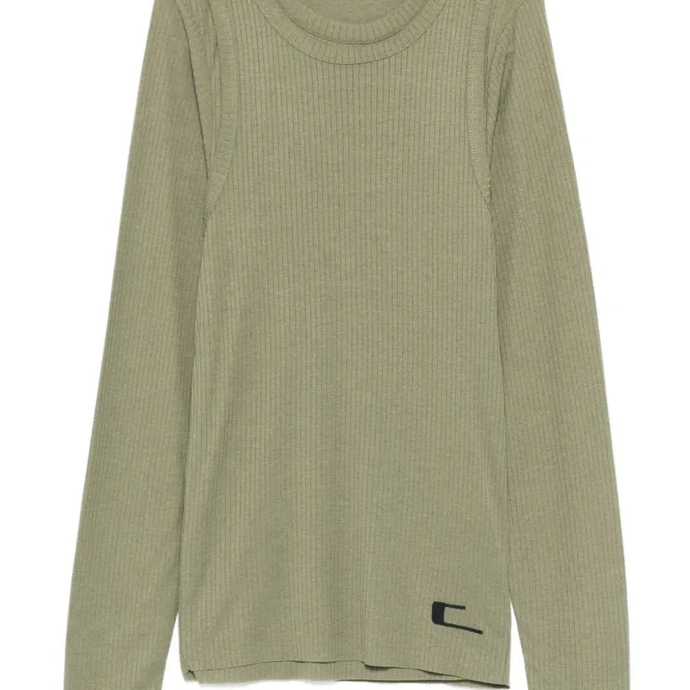 Двойной слой Дория с ребристой текстурой