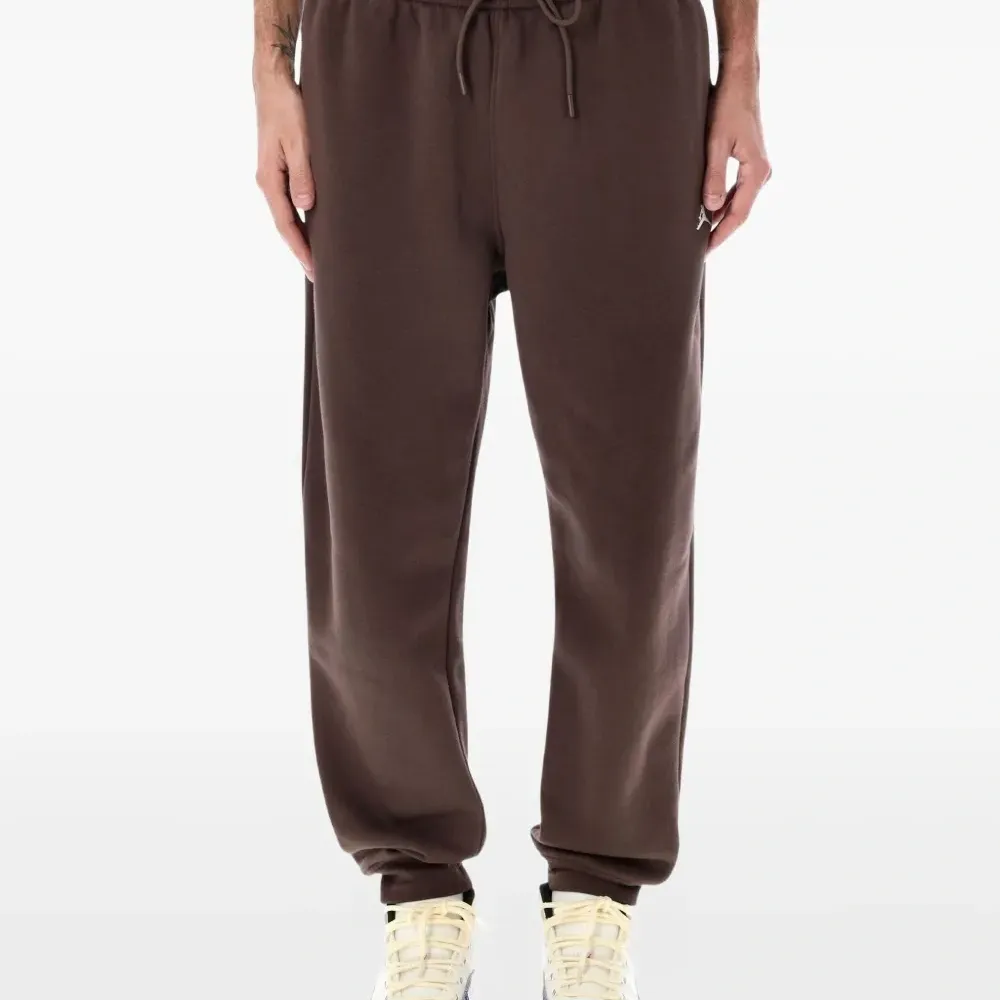 Спортивные брюки с кулиской и логотипом