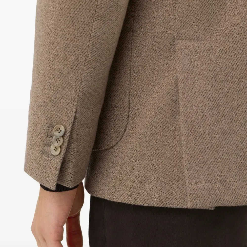 Пиджак с накладными карманами