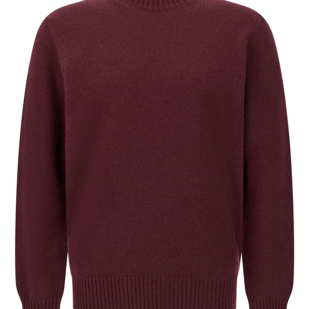 Пуловер с круглым вырезом