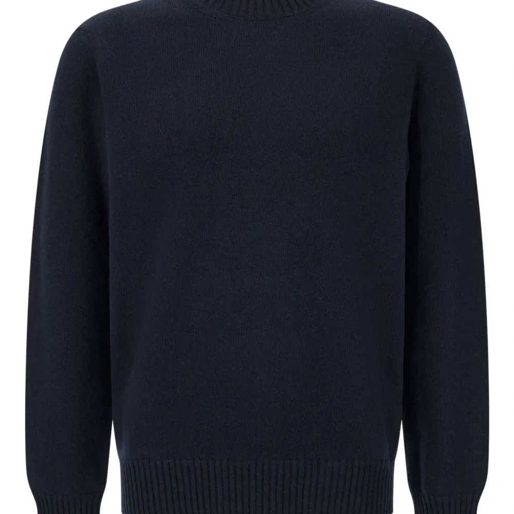 Пуловер с круглым вырезом