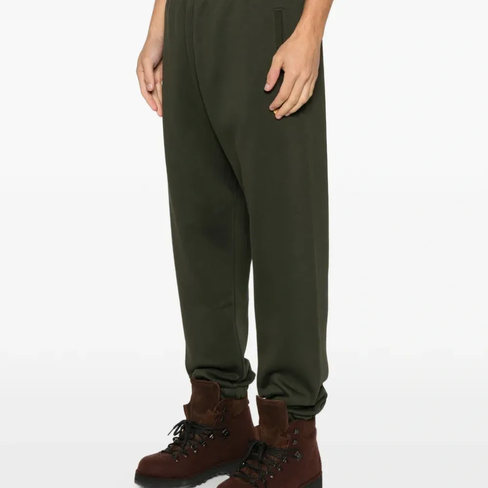 Спортивные брюки Chase с логотипом Спортивные брюки Chase с логотипом