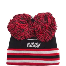 Вязаная шапка с помпоном и полосками