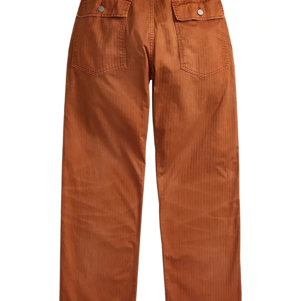 Брюки с застежкой на пуговицах