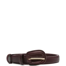 Кожаный ремень с овальной пряжкой Кожаный ремень с овальной пряжкой