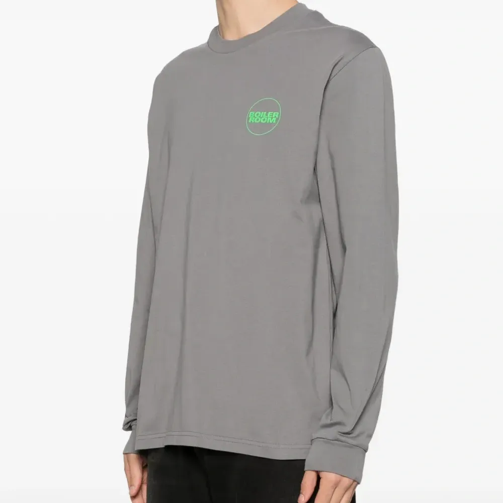 Базовая футболка с длинными рукавами и логотипом