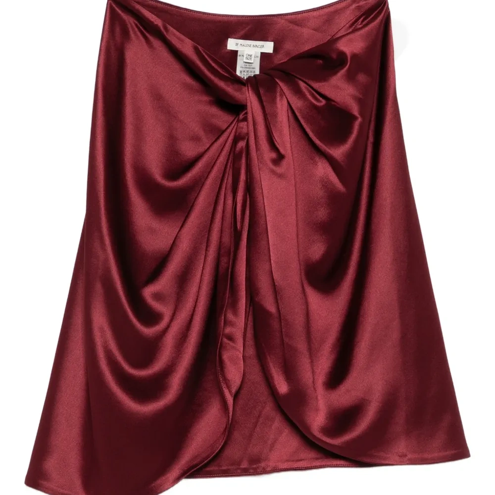 Шарф с собранными деталями Pinlos