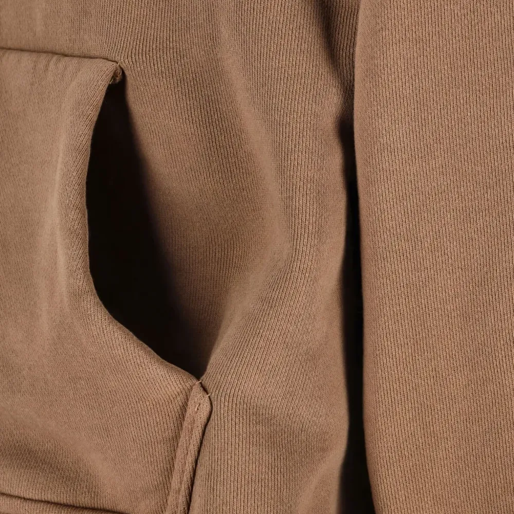 Худи с карманом-муфтой