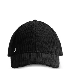 Вельветовая кепка