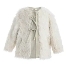 Шуба из искусственного меха с бантом Шуба из искусственного меха с бантом