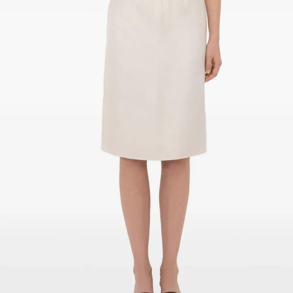 Шелковая юбка миди с эластичным поясом