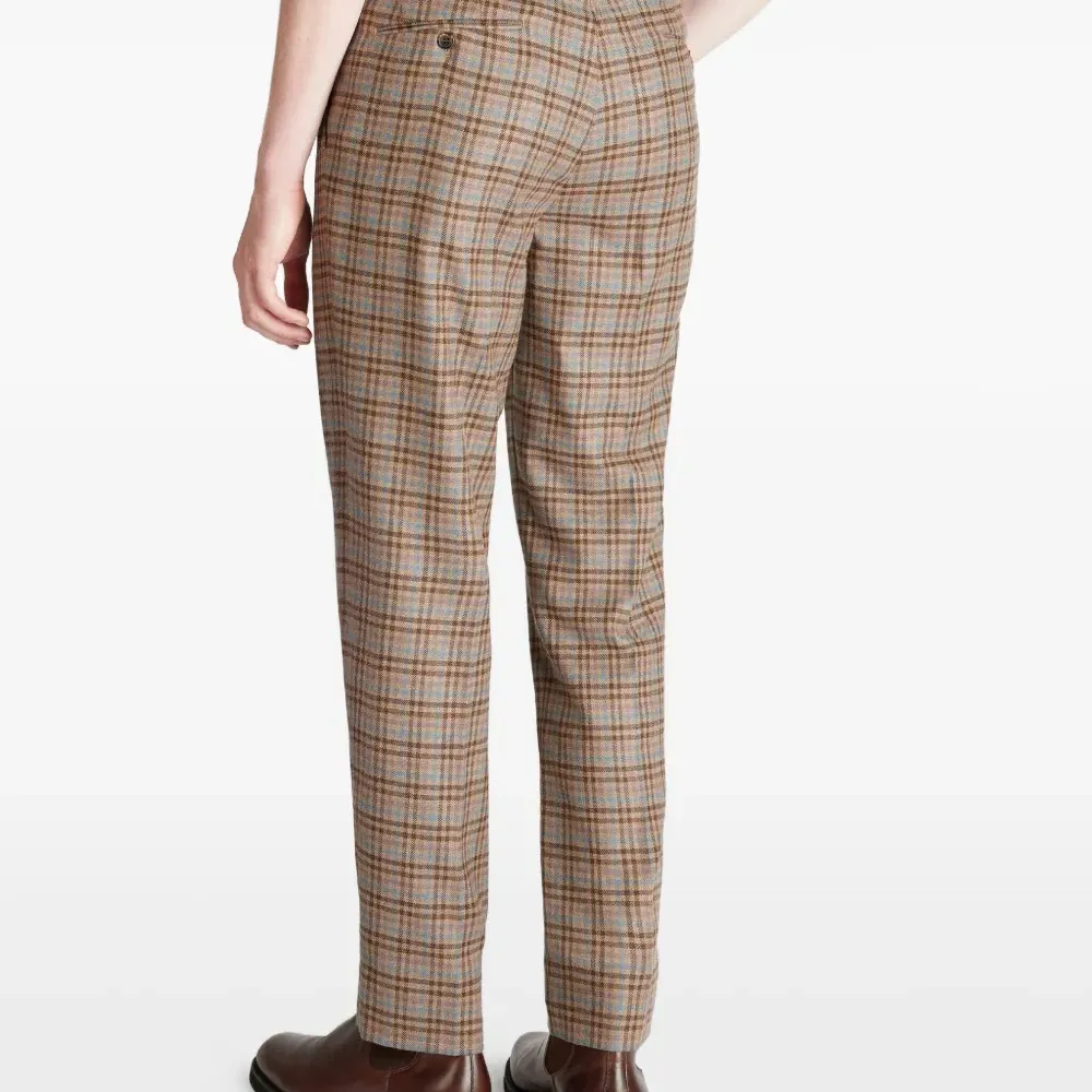 Брюки в клетку