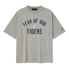 Футболка 90s Detroit из коллаборации с MLB