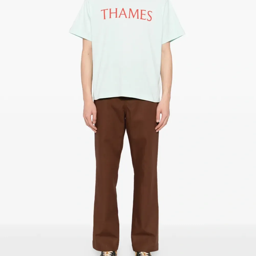 Футболка с буквами