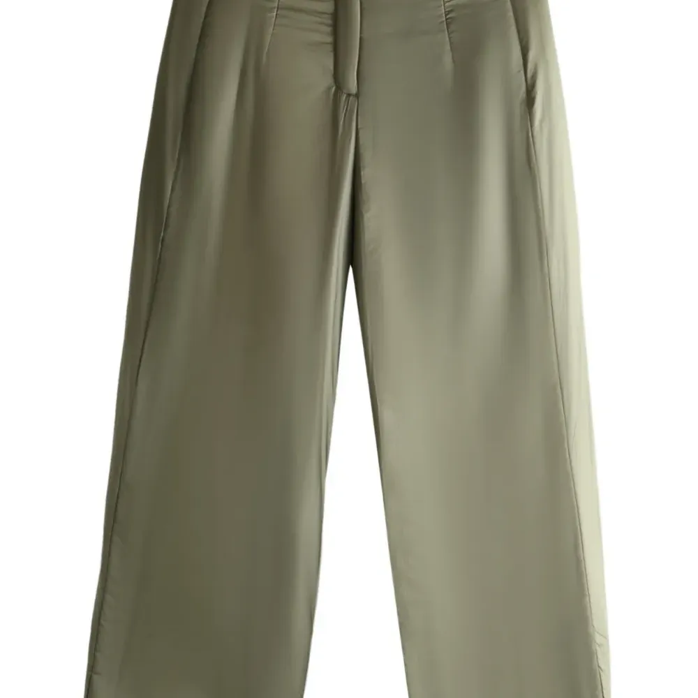 Брюки со сборками