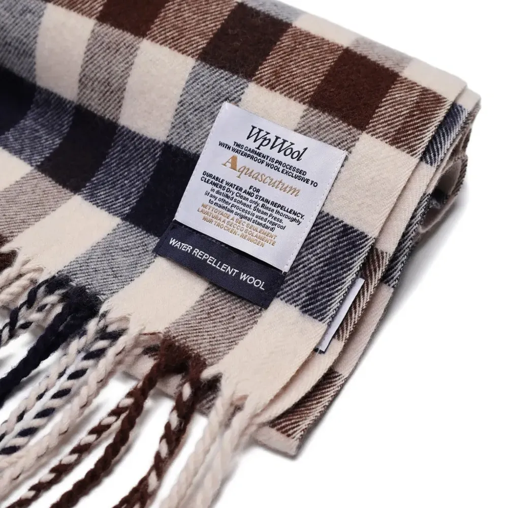 Клетчатый шарф Macro Club с кисточками