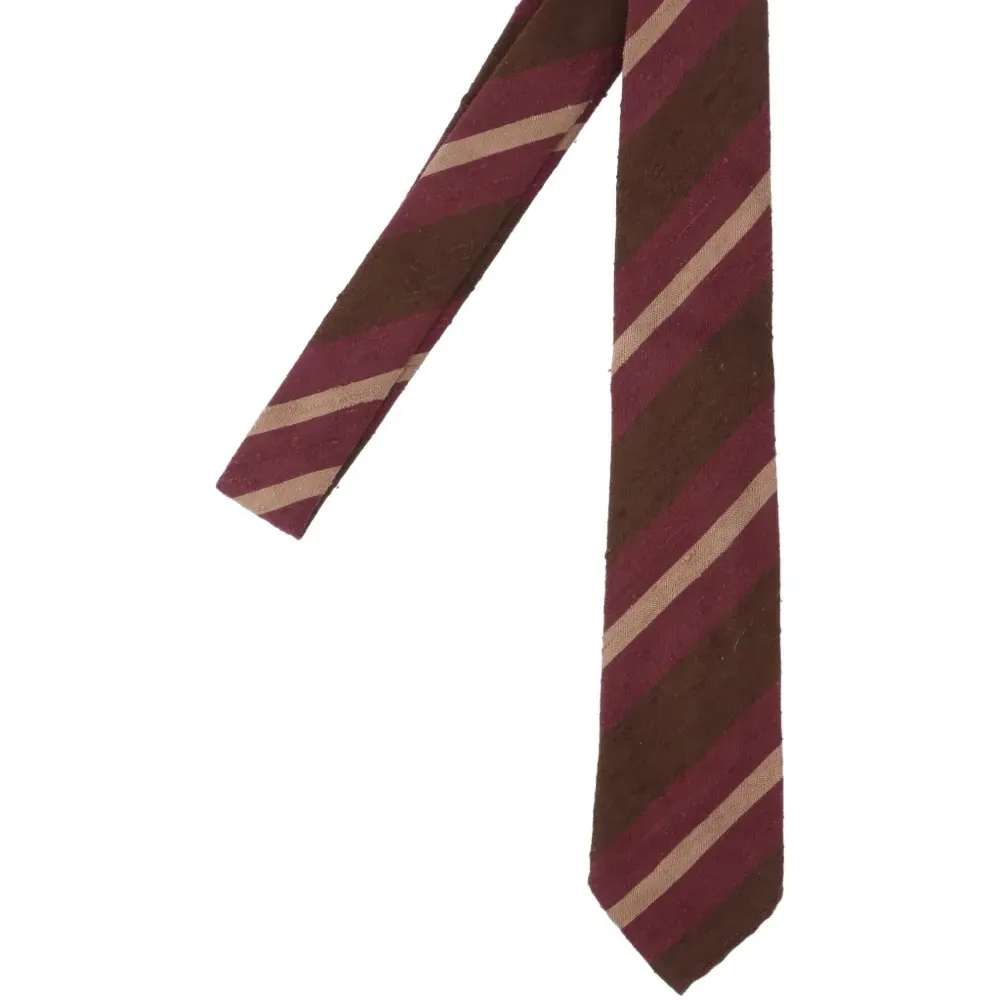 Галстук в полоску