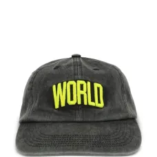 Кепка с вышитым логотипом