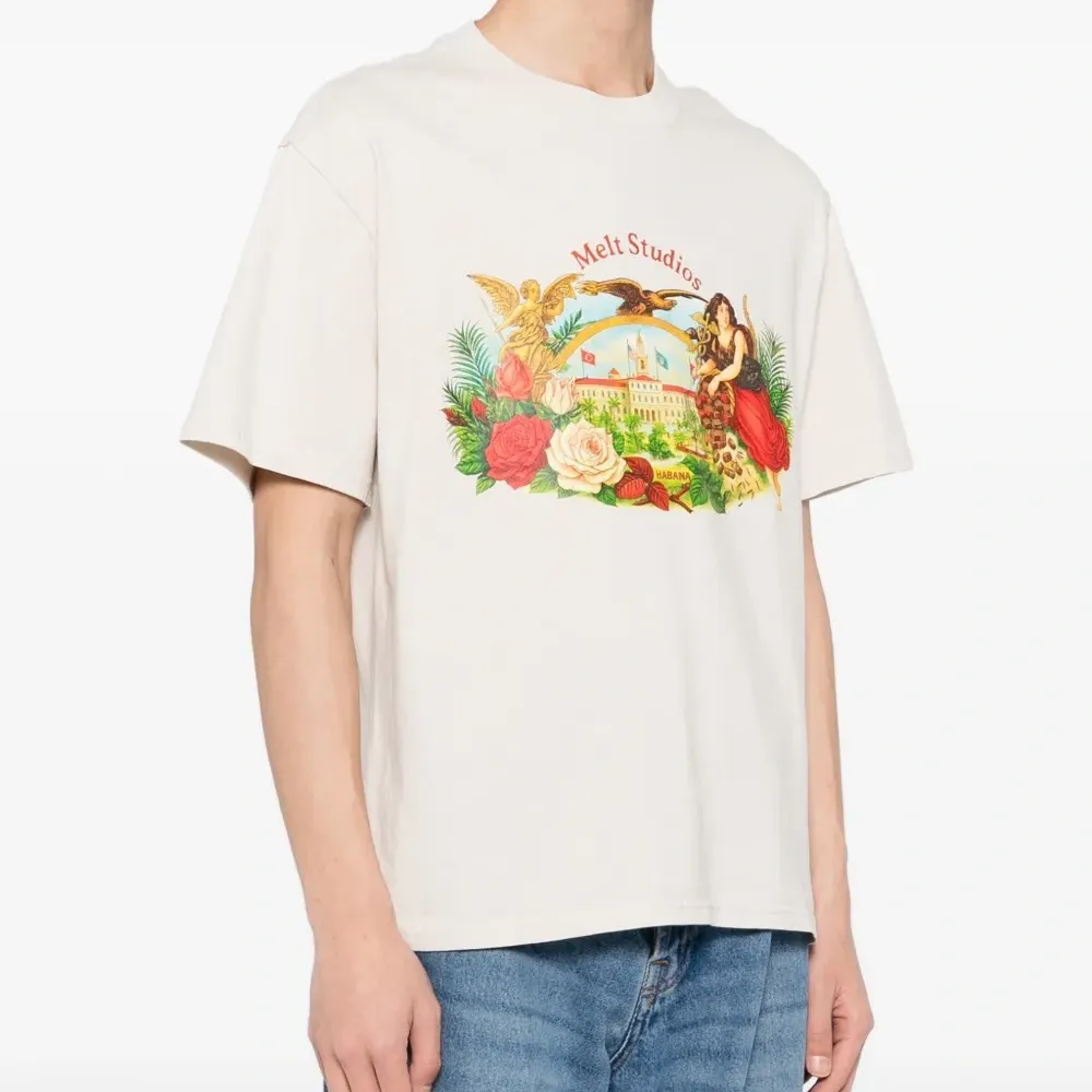 Футболка с графичным принтом Футболка с графичным принтом