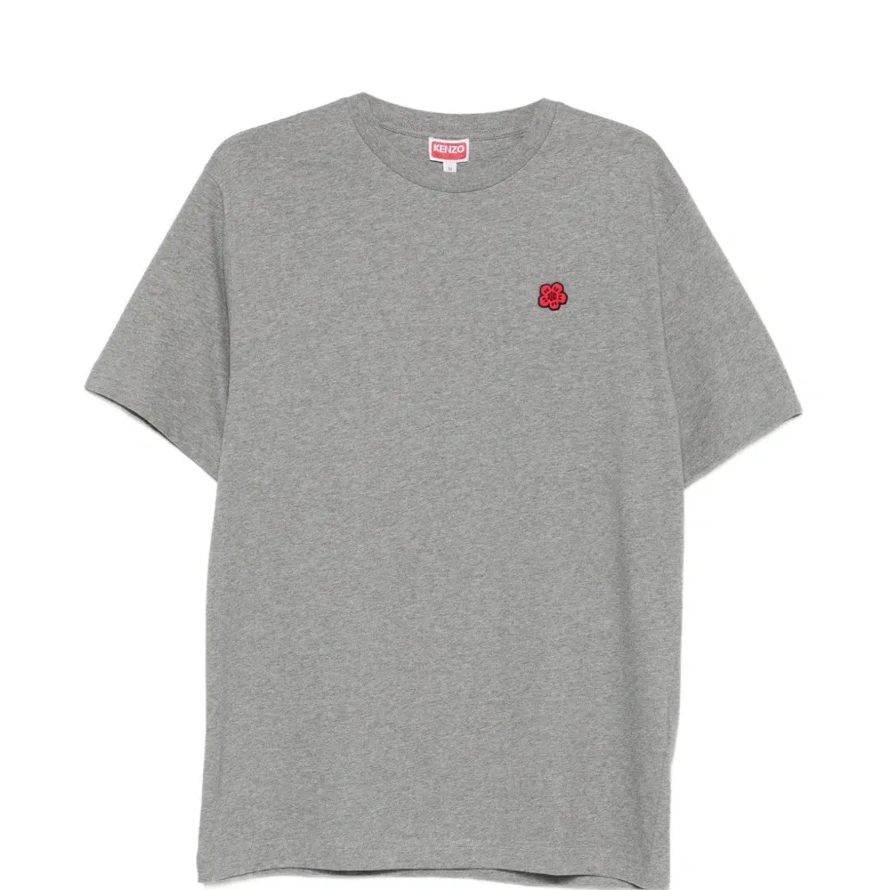 Футболка с вышивкой Boke Flower