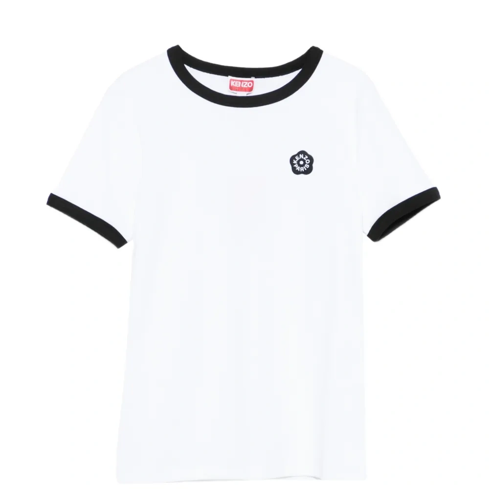 Футболка с цветочным мотивом