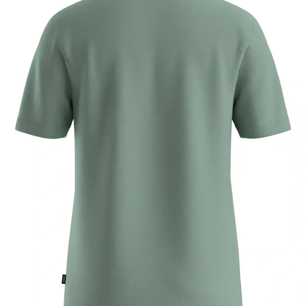 Футболка с логотипом