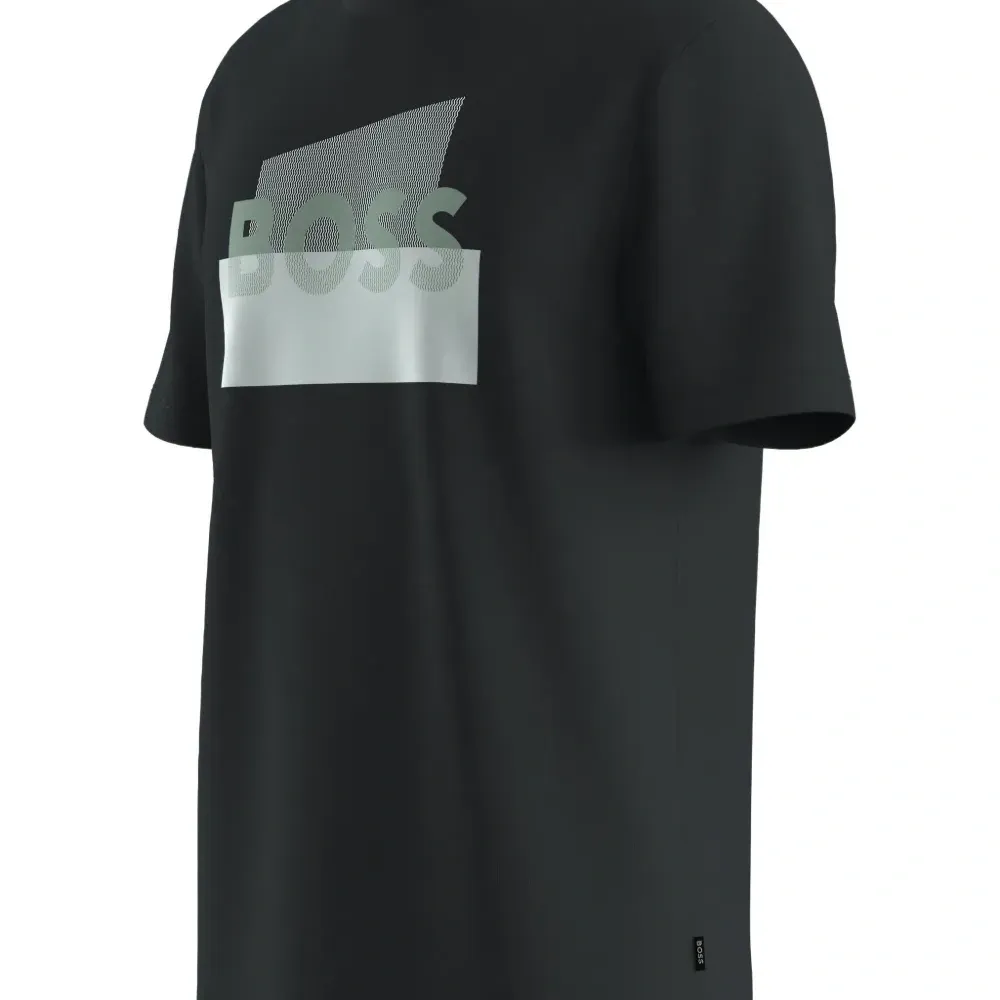 Футболка с логотипом