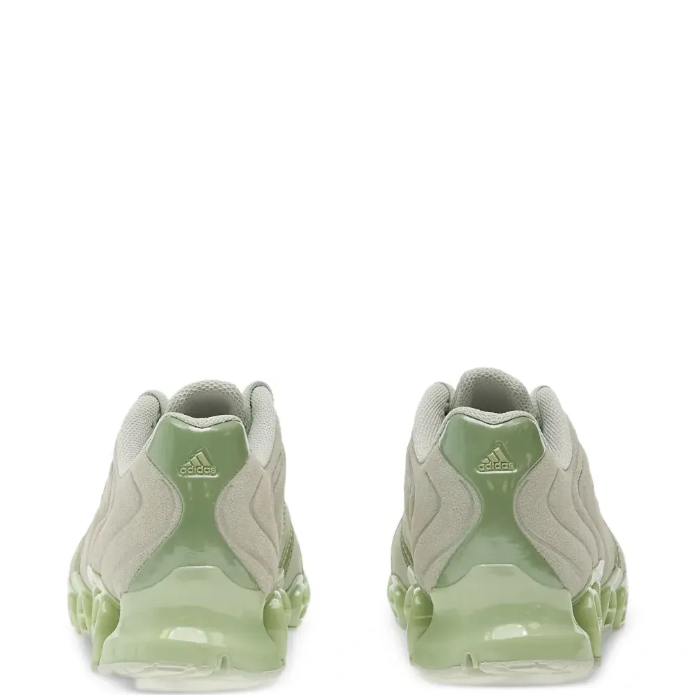 Кроссовки Mega Ghostride W Кроссовки Mega Ghostride W