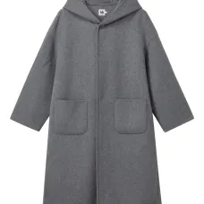 Куртка с капюшоном и карманами