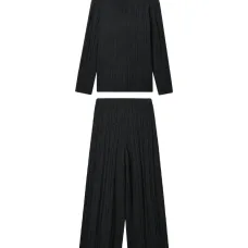 Брюки в рубчик с высоким воротником