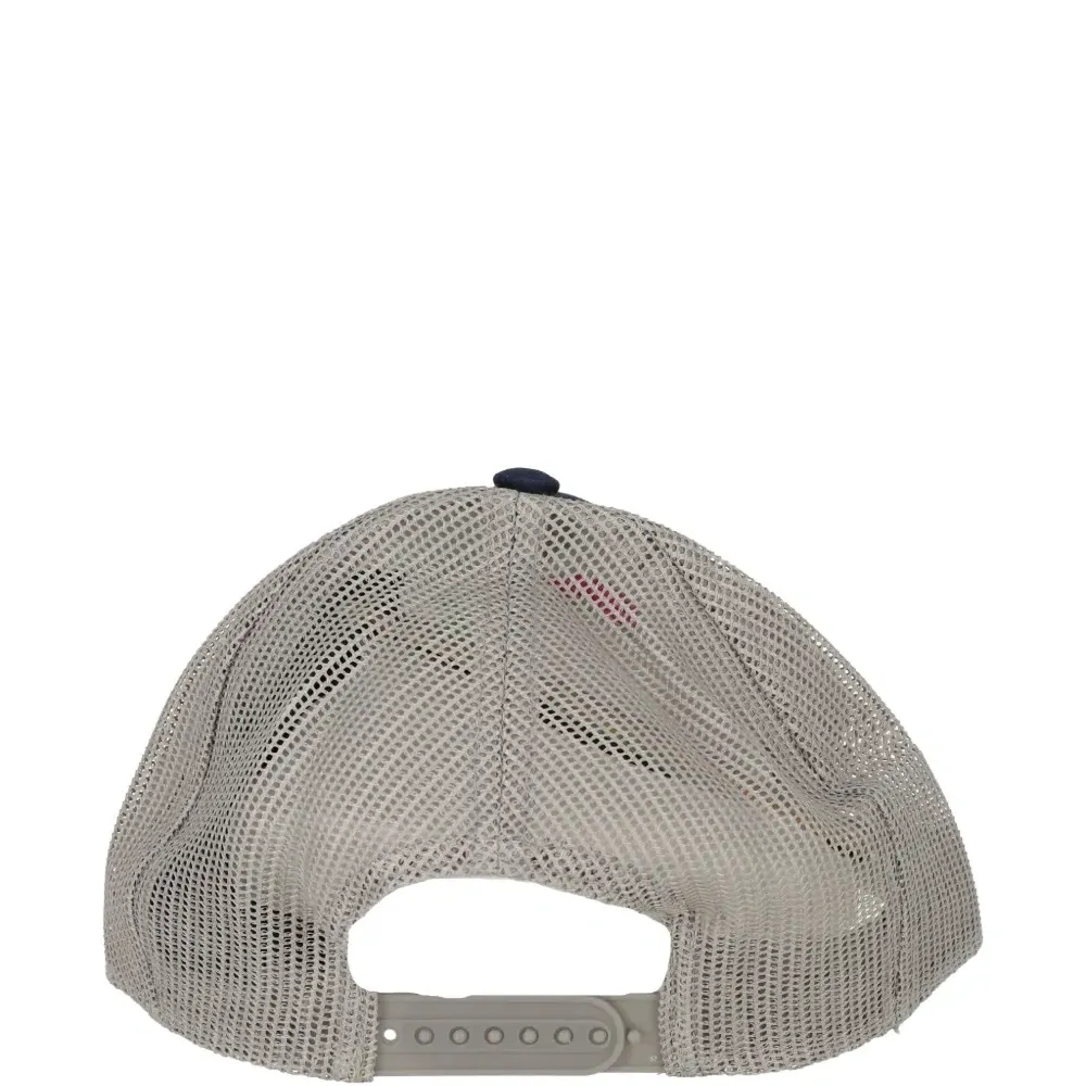 Бейсболка с логотипом