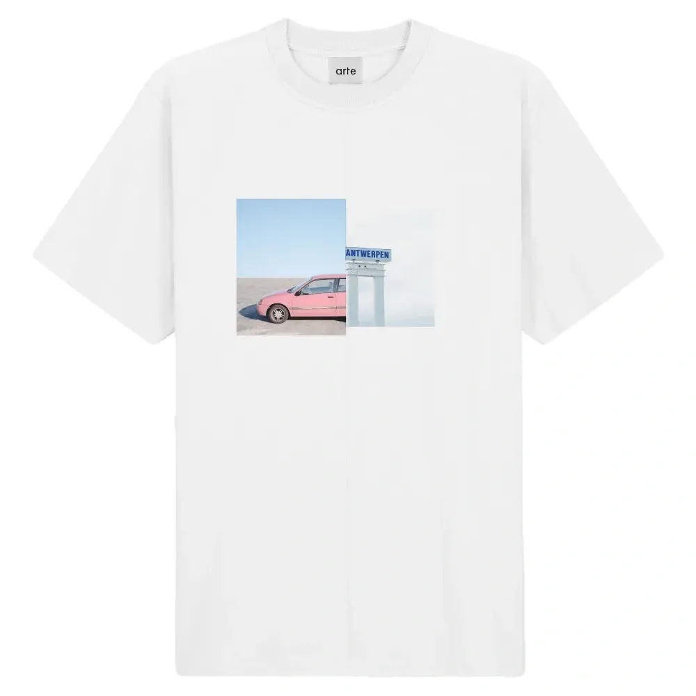 Футболка с графичным принтом