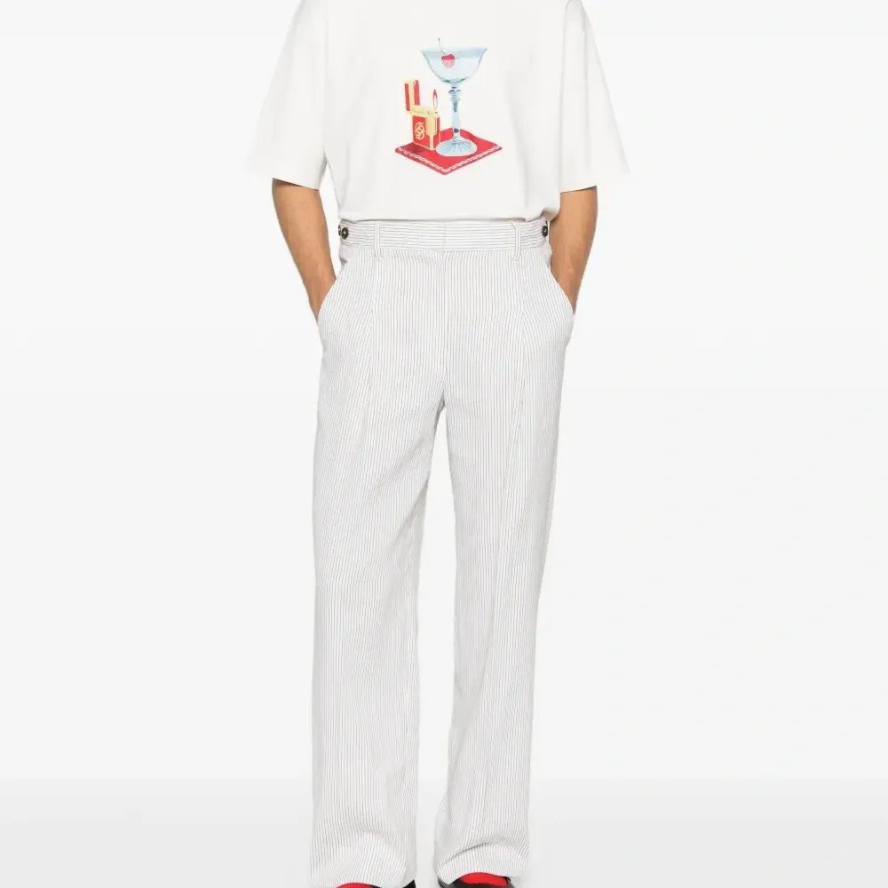 Футболка с графичным принтом