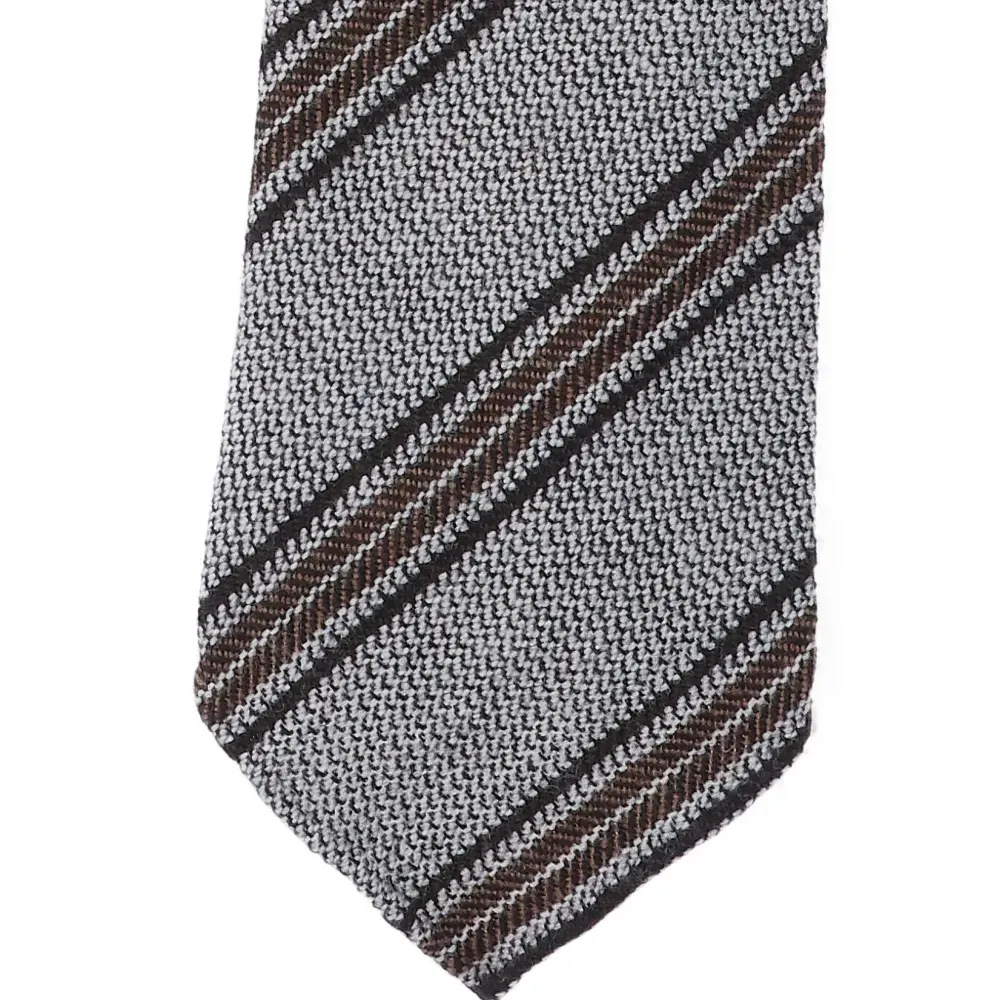 Галстук в полоску