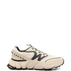 Кроссовки с логотипом