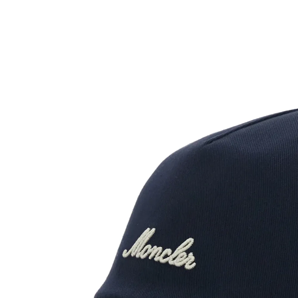 Бейсболка с вышитым логотипом