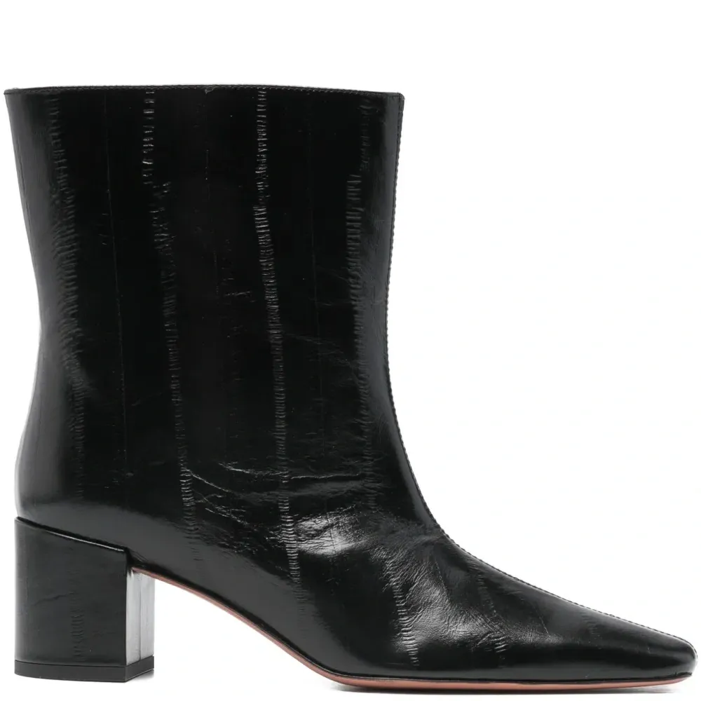 Остроконечные ботинки