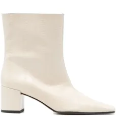 Ботинки с текстурой цвета песка