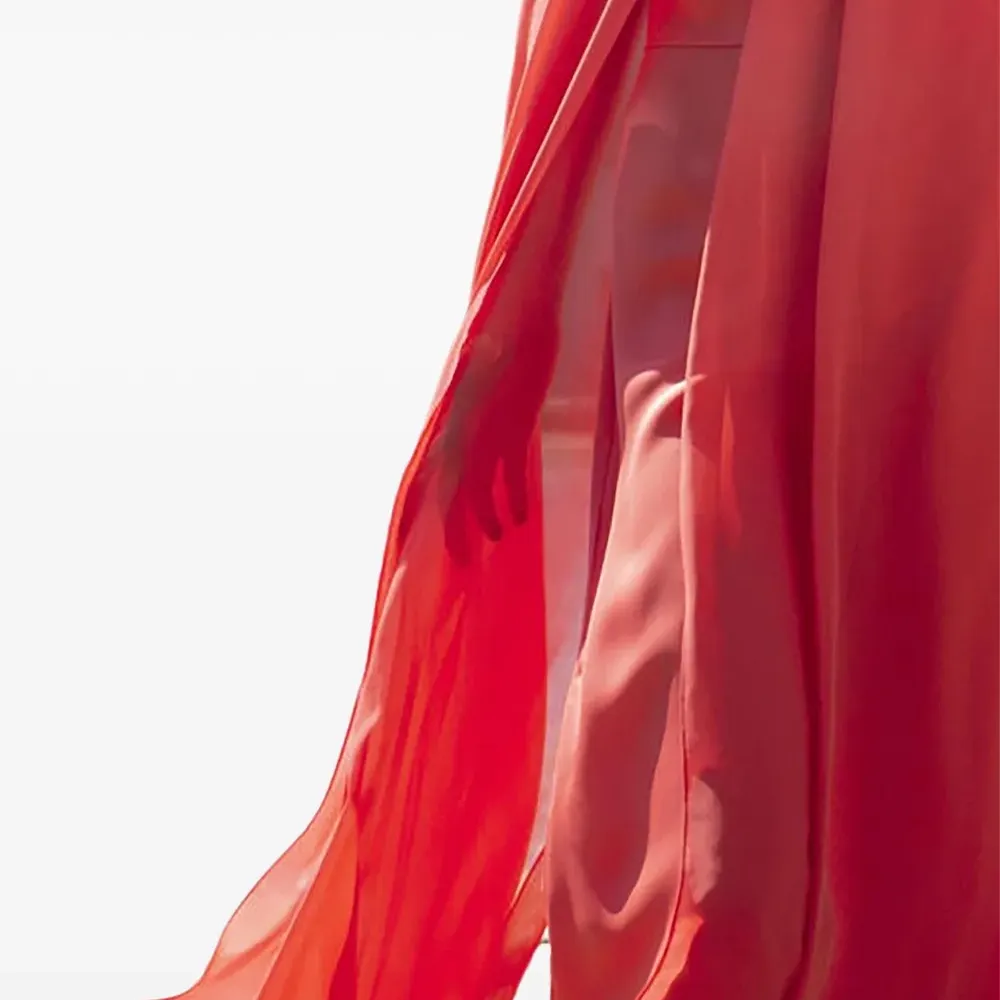 Комбинезон с вырезом халтер Комбинезон с вырезом халтер