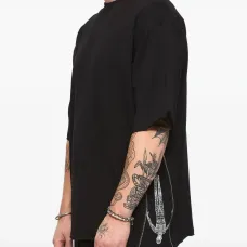 Футболка с молнией