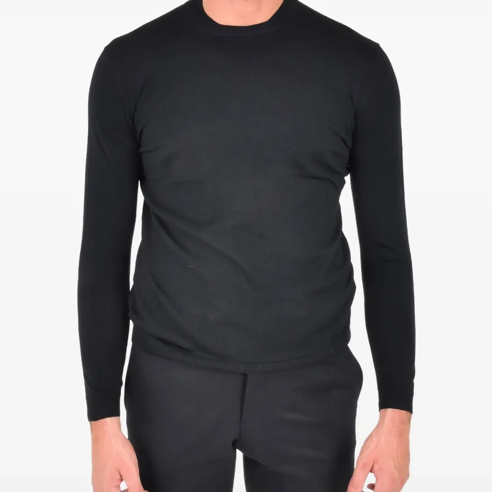 Свитер в рубчик с круглым вырезом