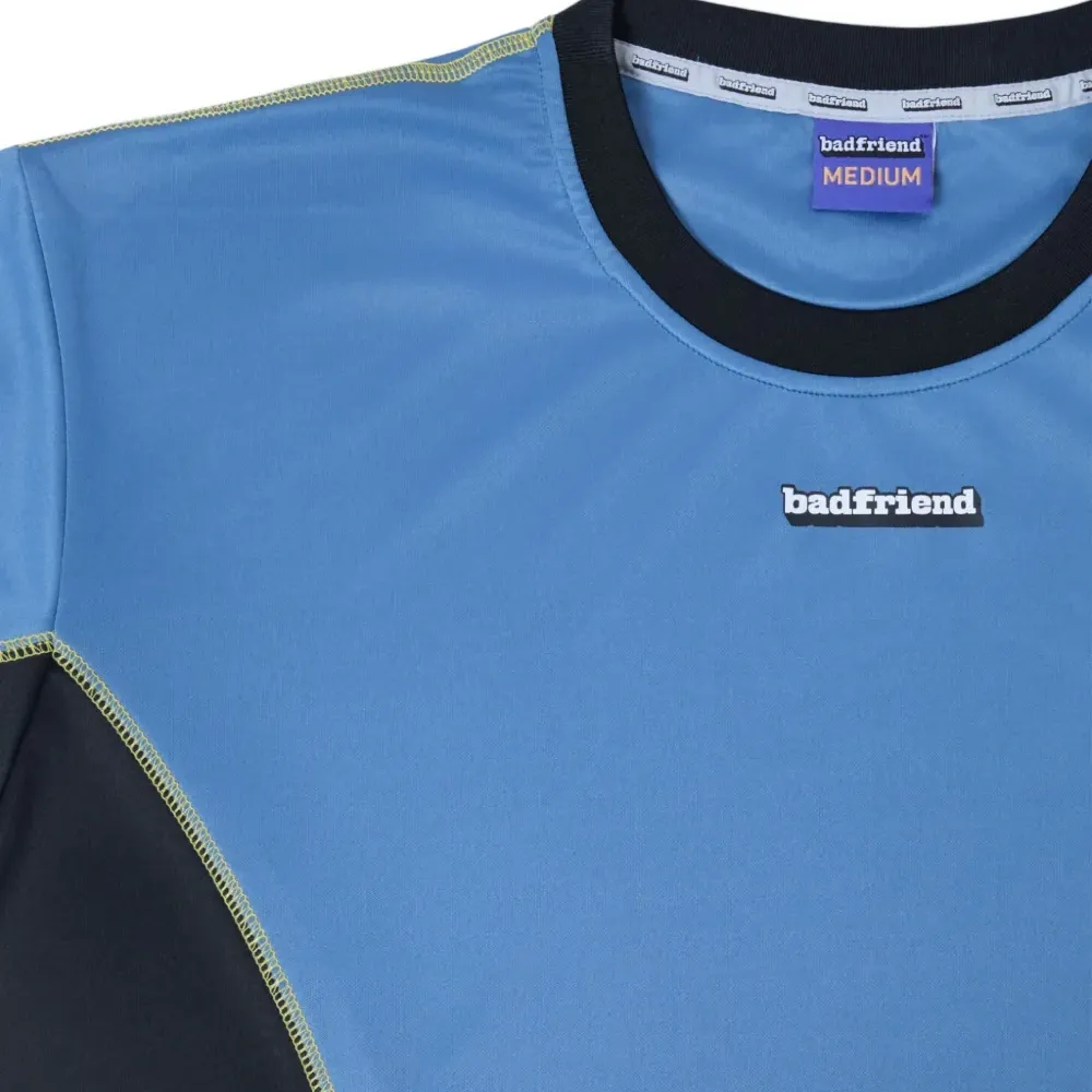 Футболка с контрастными вставками Футболка с контрастными вставками