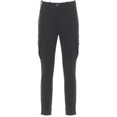 Брюки с карманами