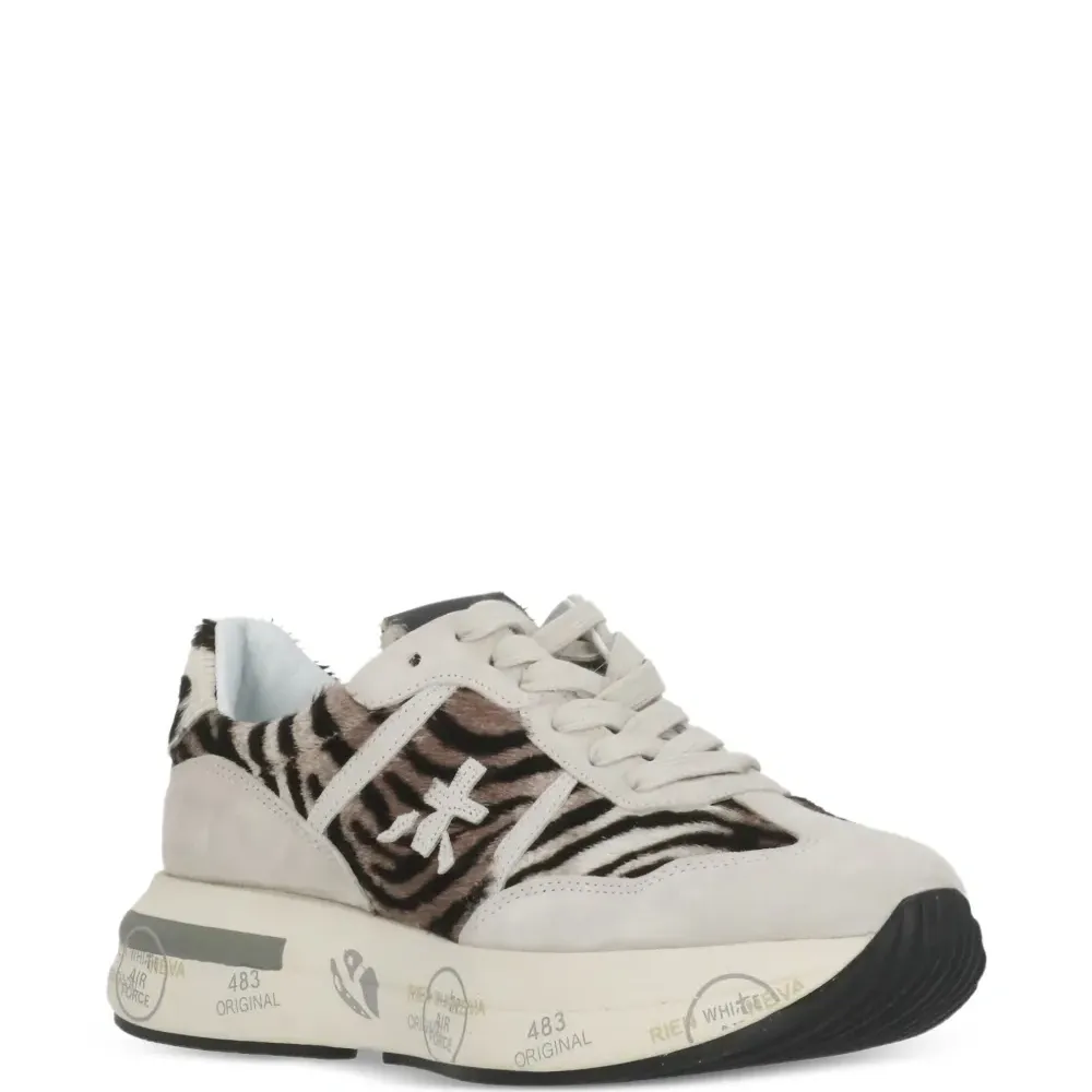 Кроссовки Cassie